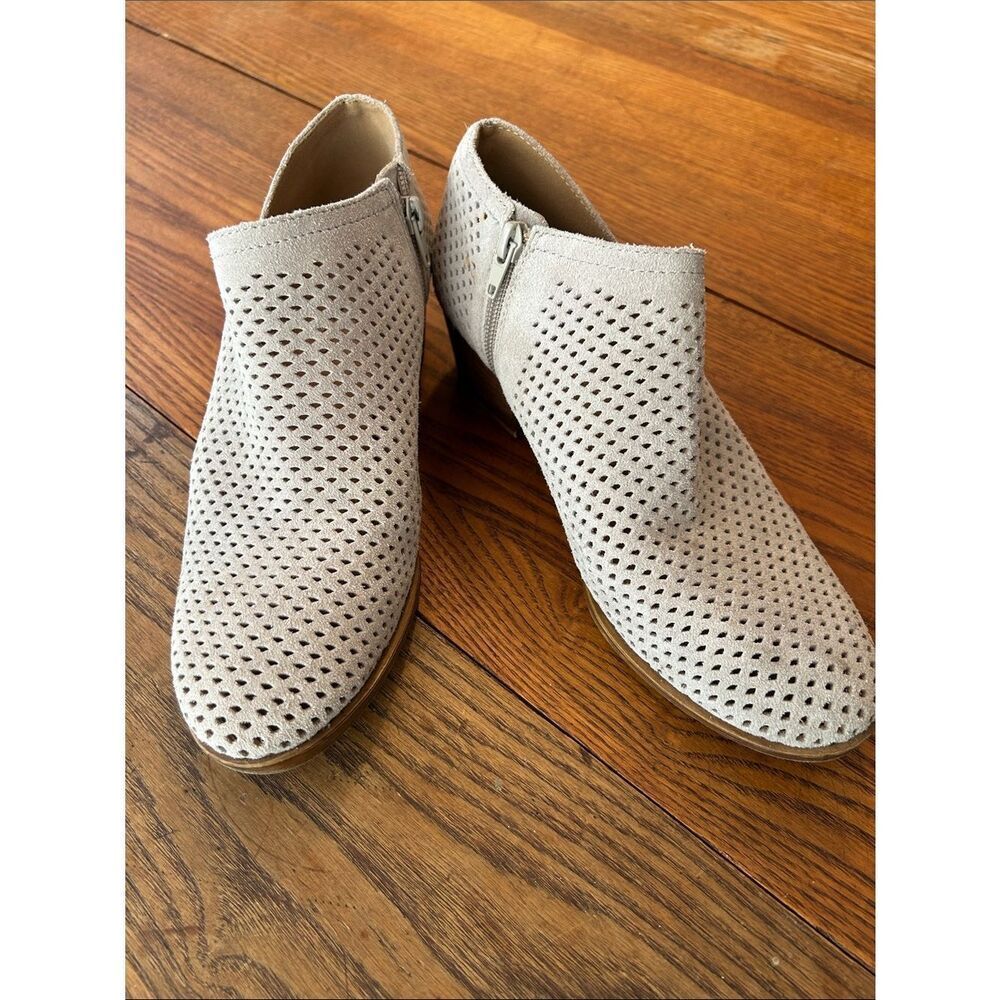 Lucky Brand Suede Slip-On easy Zip 🤠 boots 🥾